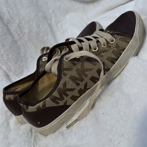 Michael Kors Brown Shoe size 7.5